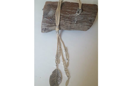 Lange Kette-Vegan mit Blatt Lange Kette-Vegan mit Blatt